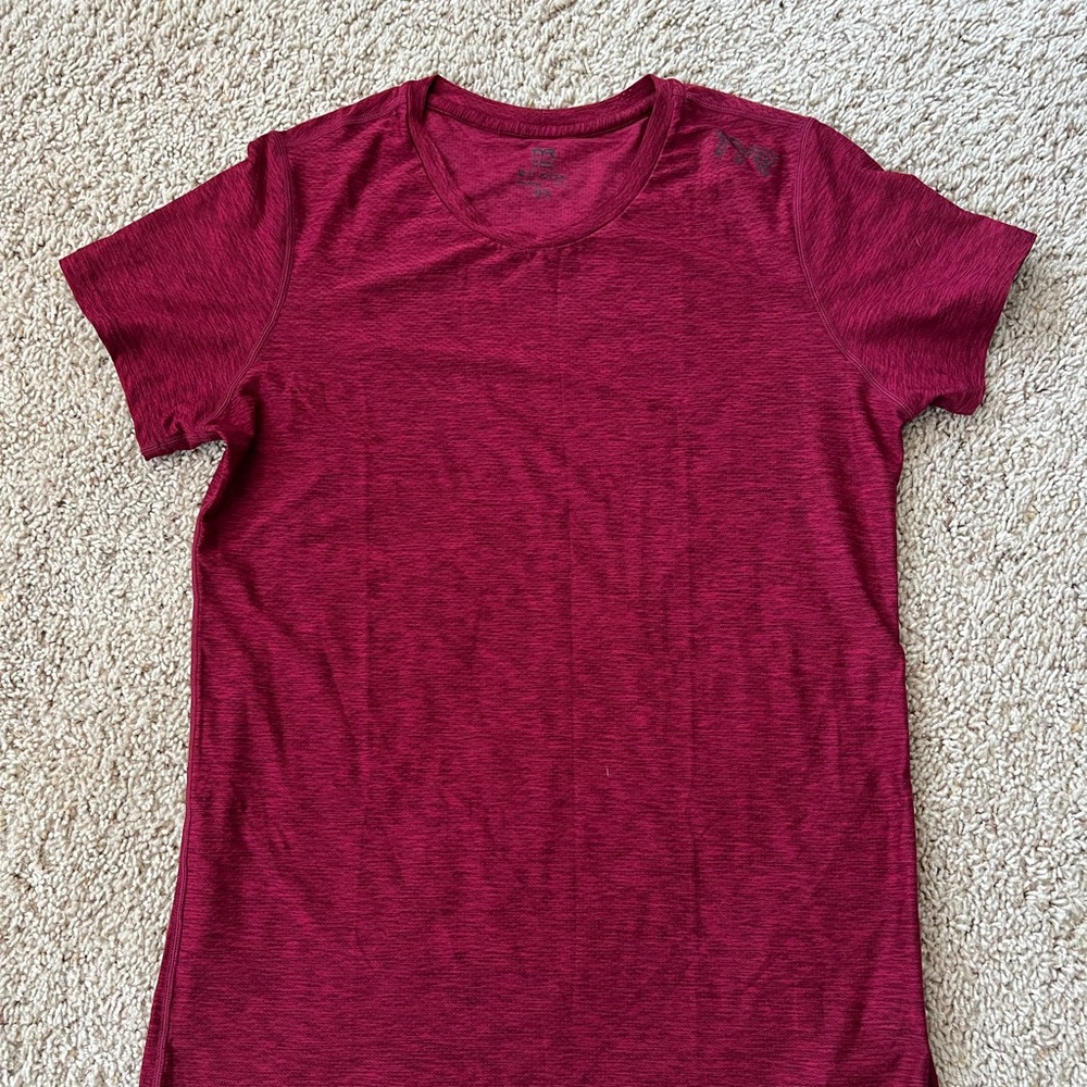 Tyr red shirt
